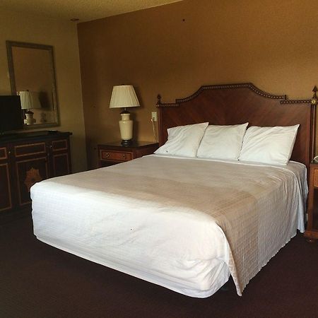 Sundial Lodge Redding Dış mekan fotoğraf