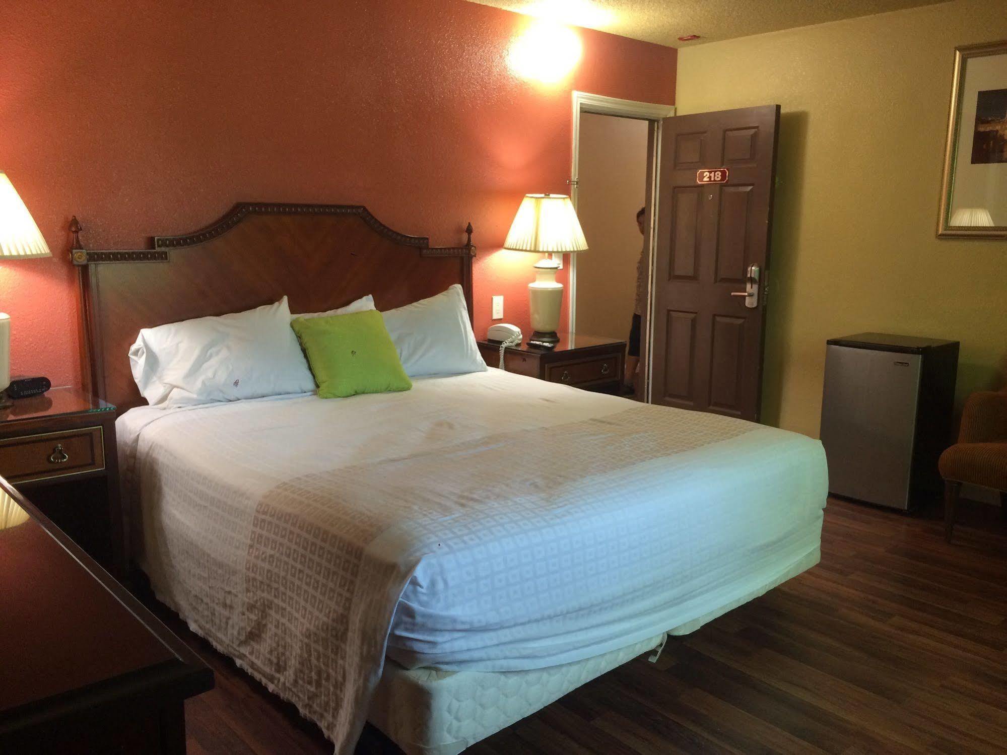 Sundial Lodge Redding Dış mekan fotoğraf